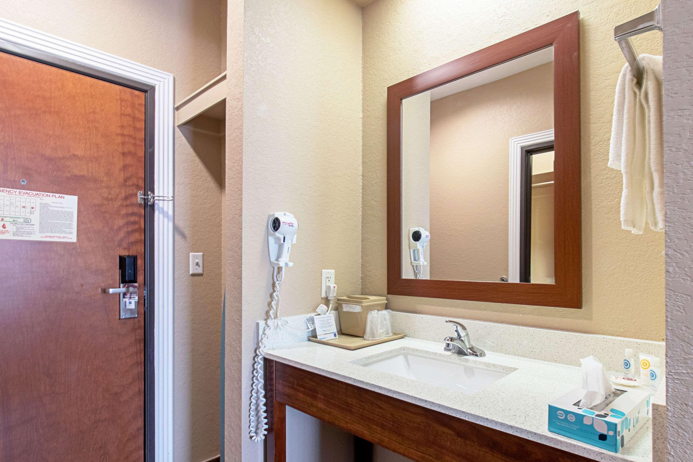 Comfort & And 3* Fredericksburg