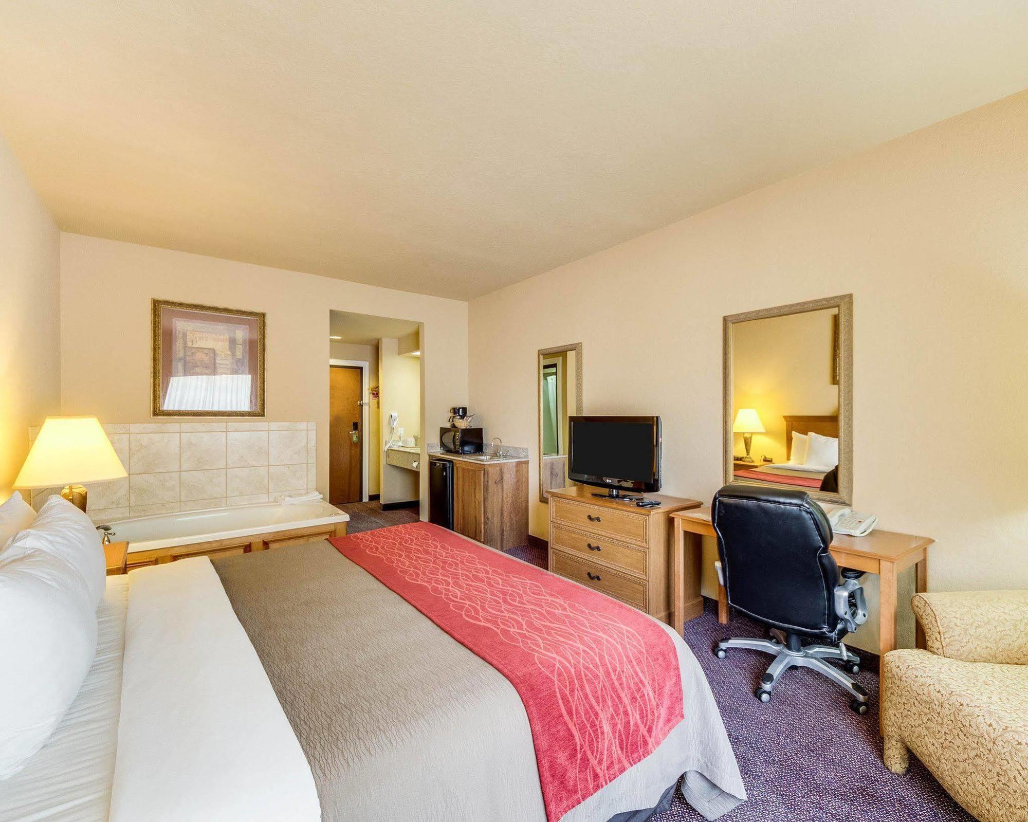 Comfort & And Hotel 3*