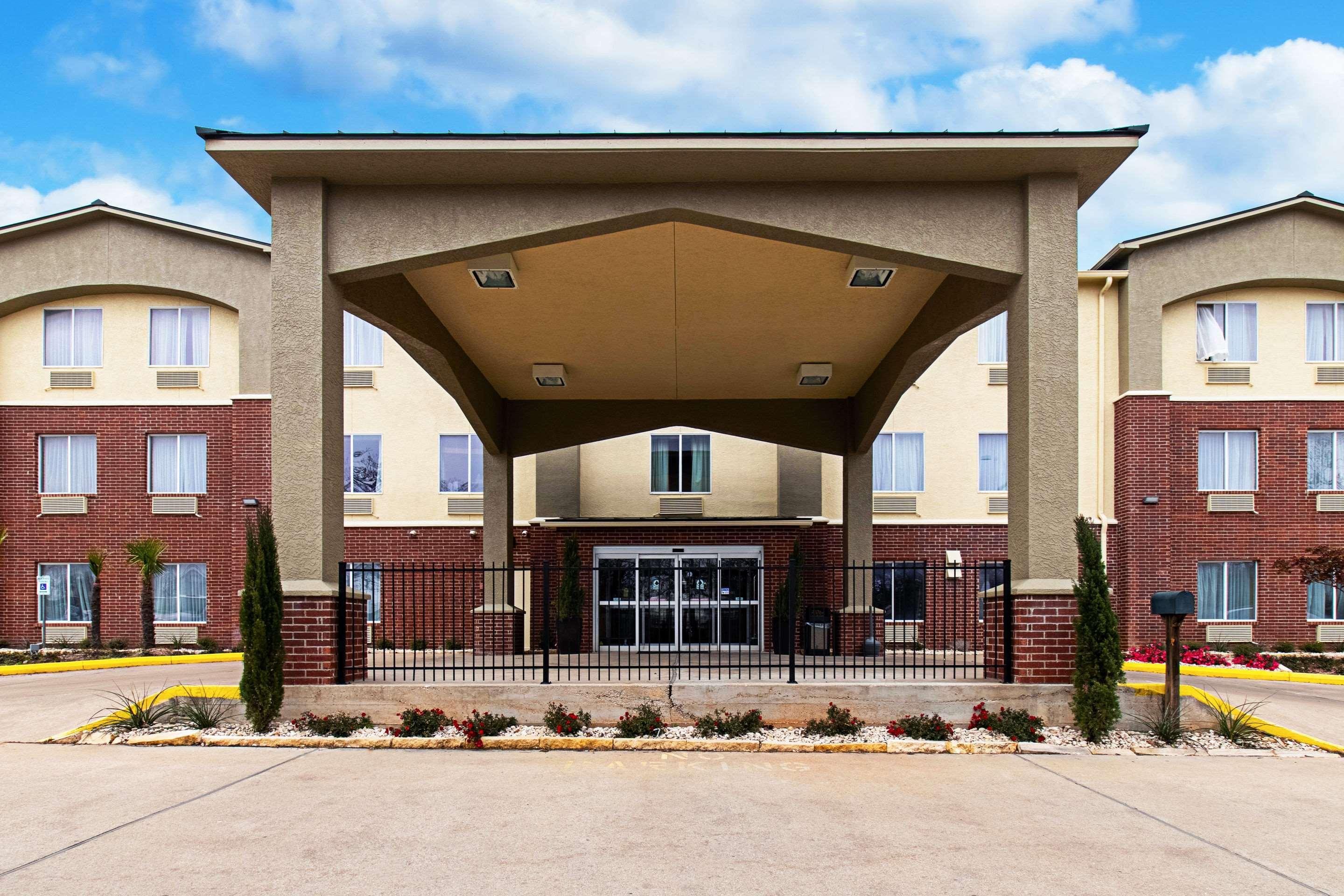 Hotel Comfort Inn&suites 3*