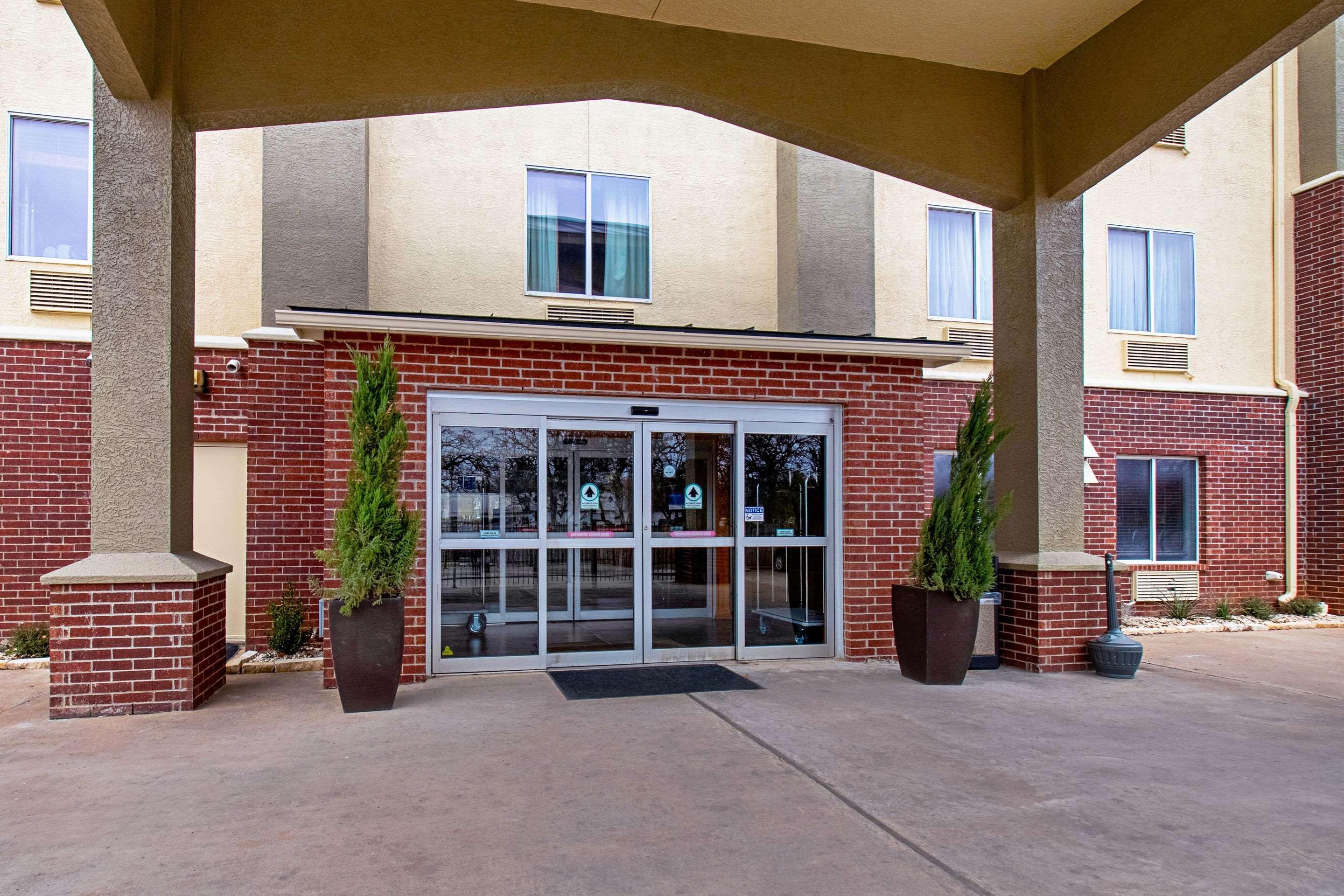 Comfort Inn&suites Hotel