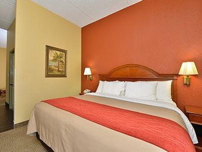 Hotel Comfort & And Fredericksburg