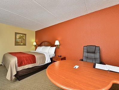 Hotel Comfort & And